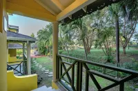 Woodlands Luxury Villas