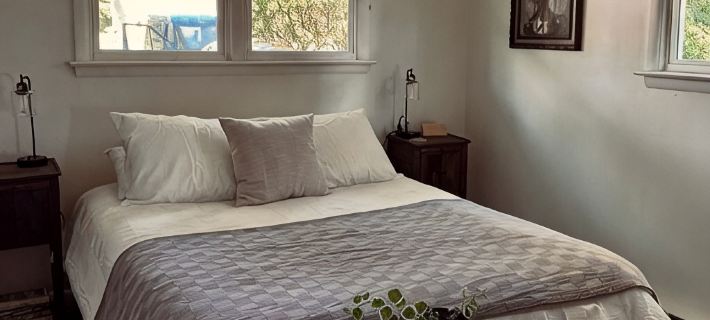 Chic Dunes Cottage W/ HOT TUB near Warren Dunes / Lake MI! Hotels in Chikaming Township