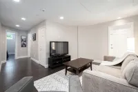 Elegant and Roomy Forest Getaway - 2-Star