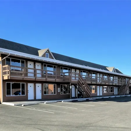 Inn at the Sea
