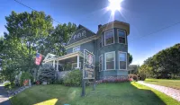 The Jeweled Turret Inn - Wifi