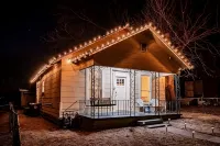The Outsiders-Greaser Hideout-Across from Outsiders House Museum - بيت ضيافة