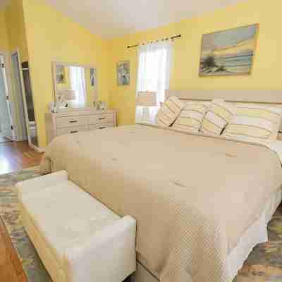 3-bedroom townhome in Key West with fitness room, WiFi Rooms