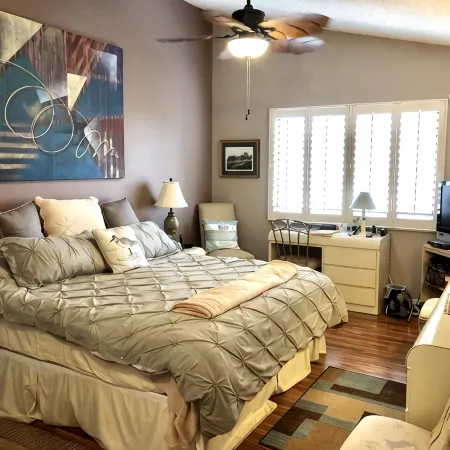 Bob's Beach Condo in Bella Vista by Jupiter beach!
