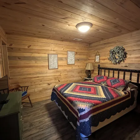 Cabin B at Smith Lake Alabama Cabins