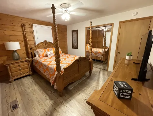Lake Hartwell Waterfront, Dock, Clemson, Fire Pit, Fenced Yard, Pets & Game Room - balcony