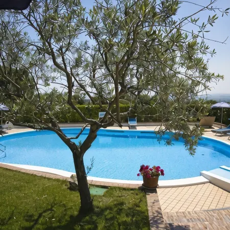 Hotel le Cave