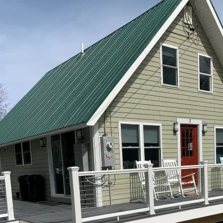Sebago Lake, ME  Lakeside Hot Tub just renovated