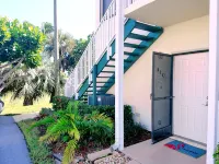 POSHPADZ-Sandpiper Villa Walk to Jupiter Beach-Bella Vista - Pools