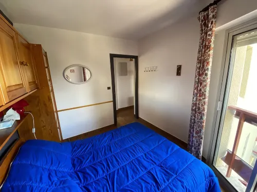 Apartment in residence with superb view and parking - 2-Star