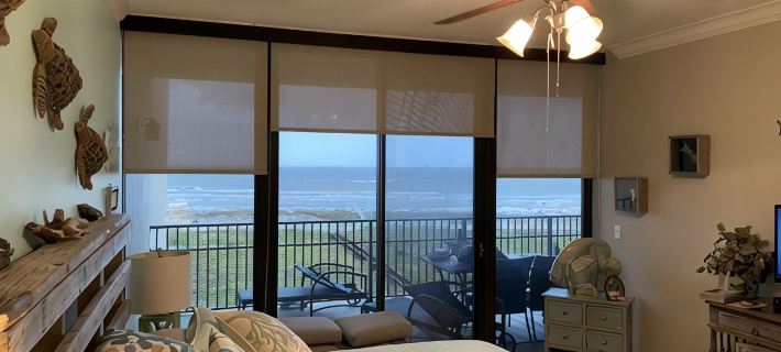 Family Friendly Beautiful Beach Front Unit! Hotels in Mobile County