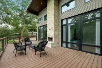 Modern River Home on 1/2 Acre with 101' of Private River Frontage. - 4-Star