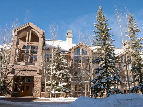MINT Ski-in/Ski-out w/Mnt. Views, 3Bed 3Bath,with 2 Master on-suites, Highlands - 3-Star
