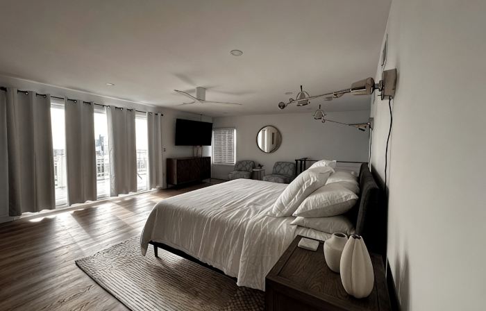 Waterfront home in the town of Old Saybrook, CT, walk to beach in a minute.