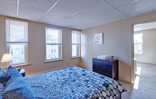 Hershey Smores, Apt #2Renovated 1 Bedroom Apt, Full Kitchen and Pull Out Sofa - بيت ضيافة