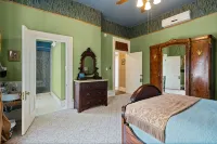 Historic Home in Downtown Oroville - Wifi