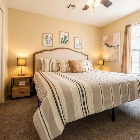 Townhome with a peaceful, soothing vibe, featuring KING and QUEEN size beds