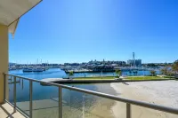 Dolphin Quay Apartments - Ocean View