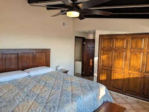 Cozy condo 2 minutes from the beach at a tennis resort gated community - balcony