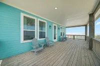 New Build! Beach Front Luxury House w/Ocean Views & Breeze - 비치