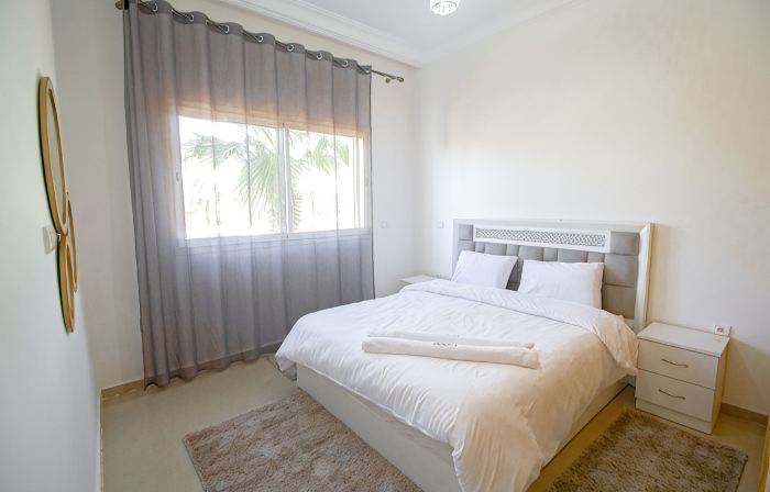 2-Bedroom Apartment with Balcony & Pool