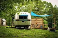 Escape to Nature: Lake of Egypt Airstream Stay with Hiking and Wineries Nearby - 3-Star