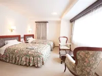 Hotel Marseille - โรงแรมราคาถูก