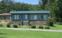 Lake & mountain views! Covered Boat Port w/Power, Pets Welcome - Chalets