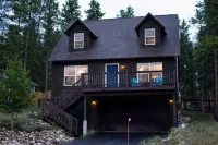 Matchless Mountain Lodge Hot Tub, Mtn. Views - Homestays