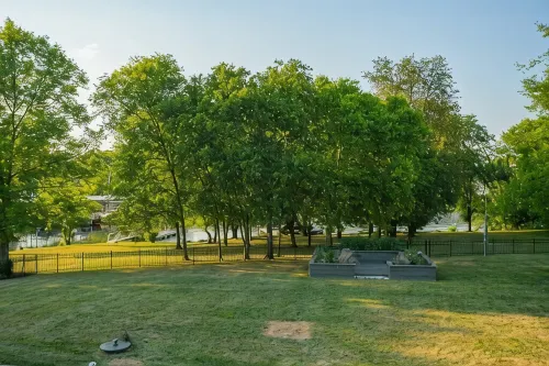 Lakefront Home! Game Tables and Boat Dock - Boutique