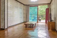 Yangsan Sangol Pension - مبيت وإفطار