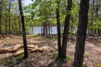 Cabin Bunkhouse with Hot Tub on Private Lake, Fire Pit & Swings in Vian, OK! - Chalets