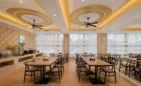 Vienna Hotel (Jiujiang Train station Happy City) - Romantic