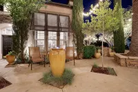 Lovely home w/ pool, spa, outdoor grill and more! - Balcony
