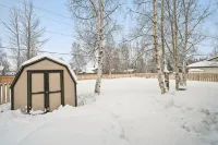 Peaceful Anchorage Retreat with Mountain Views - ที่มีอ่างอาบน้ำ