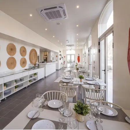 Oasis Tarrafal Alfandega Suites
