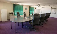 Western Gateway Motel and Apartments - Motels