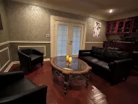 Upstairs bar, palapa, 5 bedroom, king suite, Gig WiFi, great location - ห้องครัว