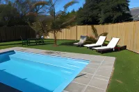 Sandy's Place - guesthouses