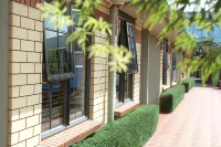 Quantum Lodge Motor Inn - 4-Star