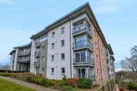 Orange Apartments - Kepplestone, Prime West End, Secure Underground Parking with Lift - balcony