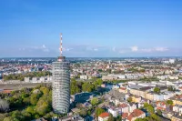Primero Top-Apartment I 35qm Balcony Great View 22fl. I Center Kongress - de charme
