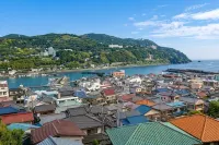 Izu Inatori Ocean View Private Villa - parking