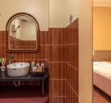 Ninh Binh One Day Coffee and Homestay - parking