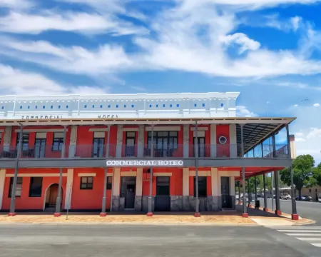 Commercial Motel Hotels in Hay