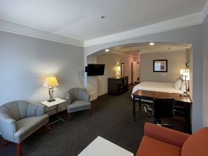 La Quinta Inn & Suites by Wyndham Houston West at Clay Road