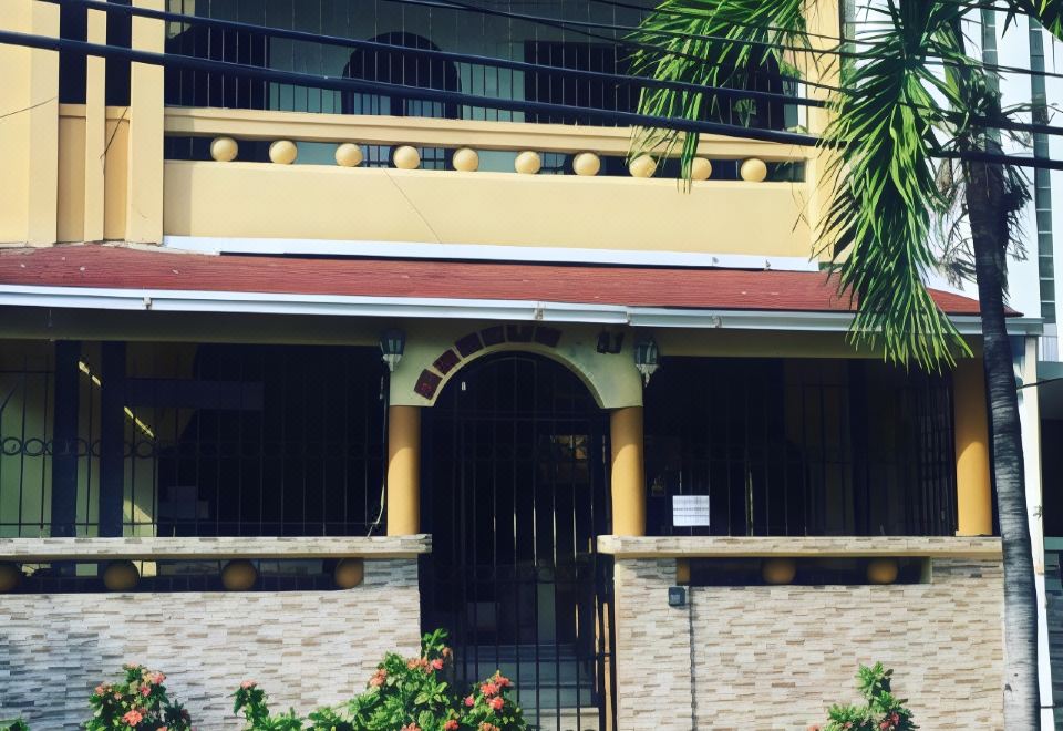 Caribbean Hotel Santo Domingo - Housity