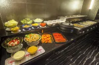 First House Hotel Bangkok - sarapan