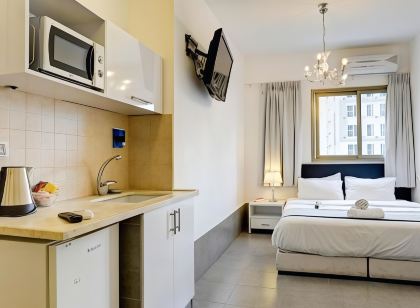 Liber Tel Aviv Sea Shore Suites by Raphael Hotels