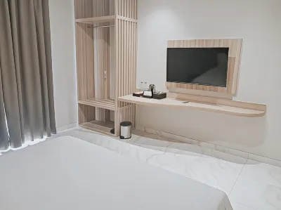 The Icon Hotel Các khách sạn ở Cigugur